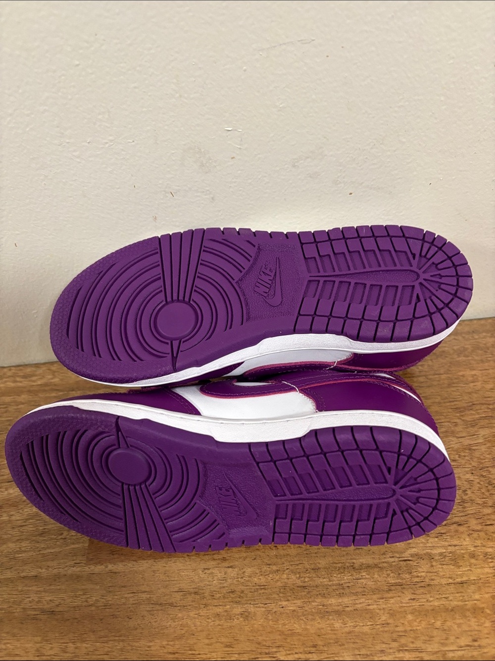 Nike Dink Low Kids Sneakers in Purple and White size 13c New open box - Picture 4 of 5